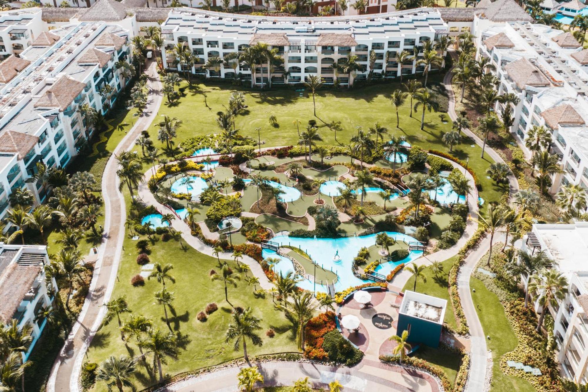 Hard Rock Hotel & Casino Punta Cana (Adults Only) Extérieur photo Aerial view of the resort